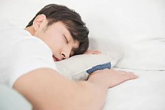 睡眠质量不好，会导致男性不育吗？