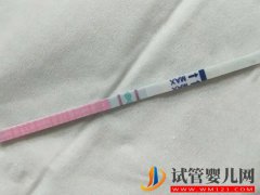 为什么移植鲜胚7天用验孕棒检测的颜色就很红了